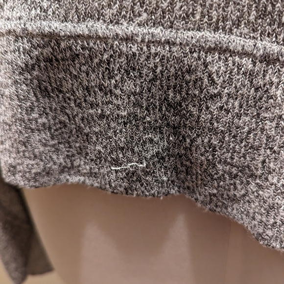 Heathered Gray Express Lounge Top - Picture 6 of 7